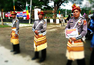 HUT kabupaten Muna Polantas berpakaian adat muna