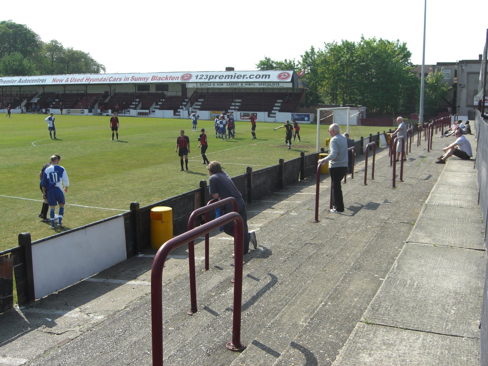Groundhopper United: Ground #43 - Park View Road