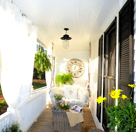LaurieAnna's Vintage Home: Porch Swing Cosmetics