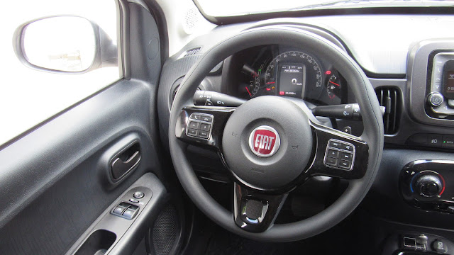 Volta rápida - Fiat Mobi Drive GSR, ex-Dualogic: alívio para