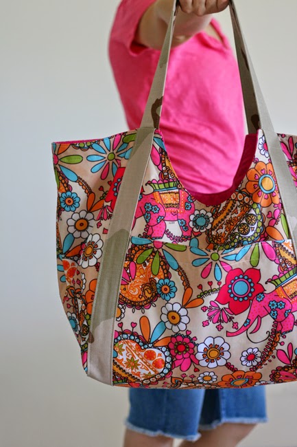 Four Corners: Crafts: Poolside Tote #2