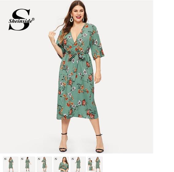 Summer Sales Period In Italy - Women For Sale - Vintage Clothing Sell Online - Topshop Dresses Sale