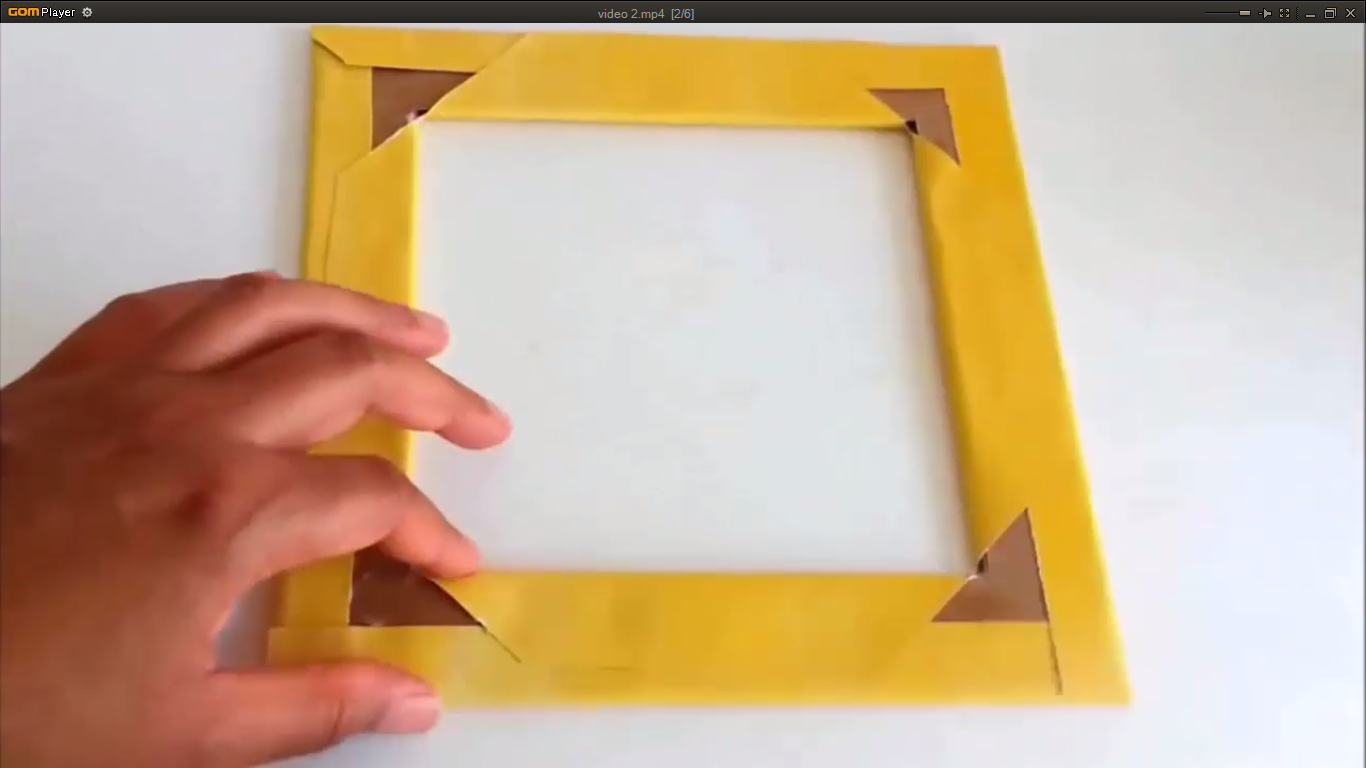 Cara Membuat Bingkai Foto Dari Bahan Kardus Bekas dan Kertas. ~ Dunia