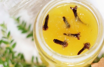 indian green mango relish with cloves