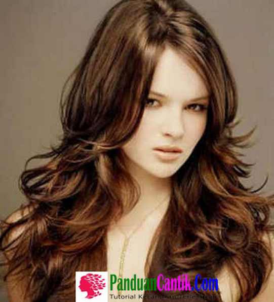 Model Curly Bergelombang Layer warna Merah - Contoh Model Potongan Gaya Rambut Bob Panjang Untuk Wajah Oval Dan Bulat Model Curly Bergelombang Layer warna Merah - Contoh Model Potongan Gaya Rambut Bob Panjang Untuk Wajah Oval Dan Bulat