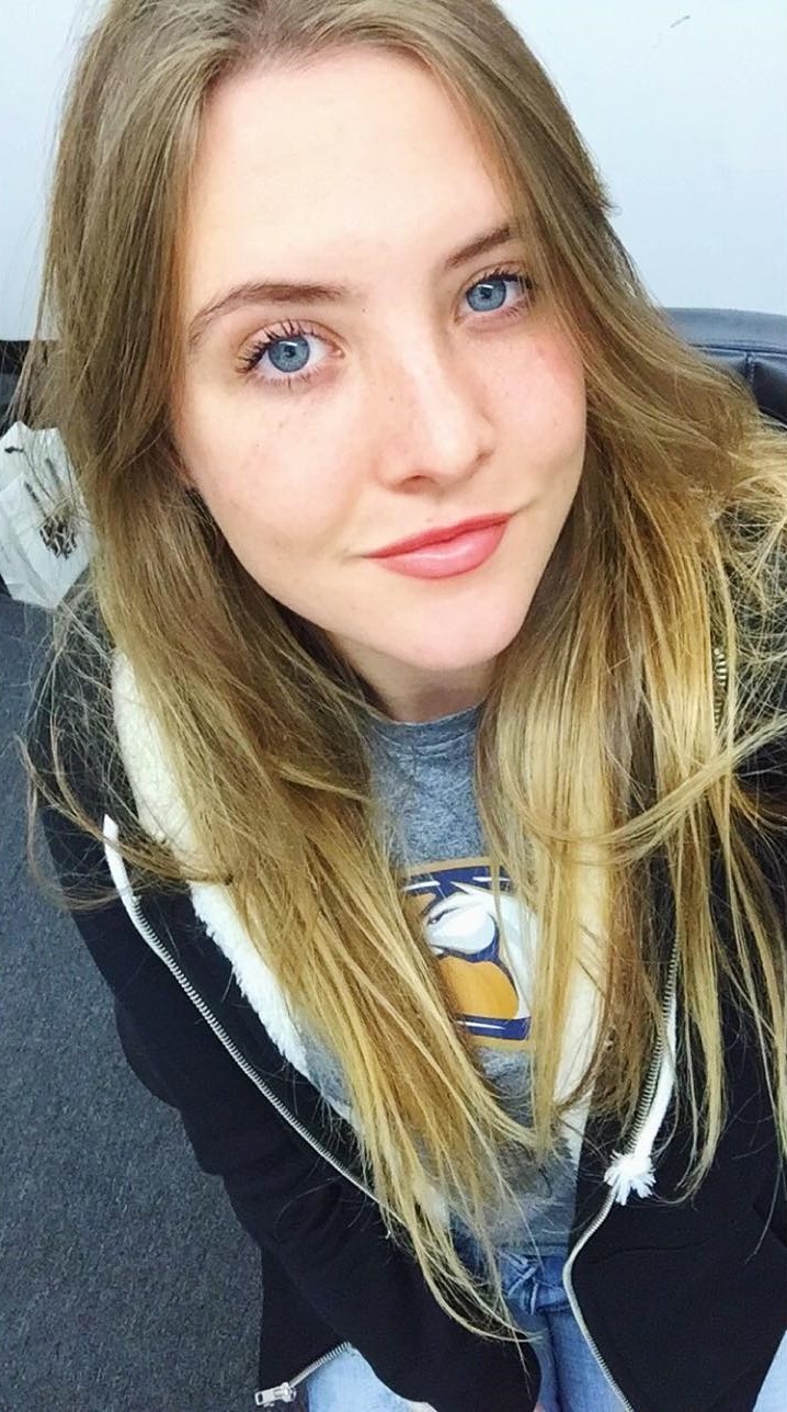 Sideboobs Young Bella Thorne Bella Pendergast naked photo 2017 Instagram Young Bella Thorne Bella Pendergast naked photo 2017