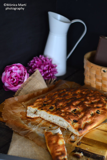 Focaccia De Trufa Y Romero
