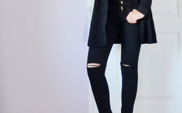 SheIn Fashion Review: Shirtdress, Floral Romper + Ripped Black Jeans Edgy grunge outfit featuring SheIn's distressed black skinny jeans with knee rips.