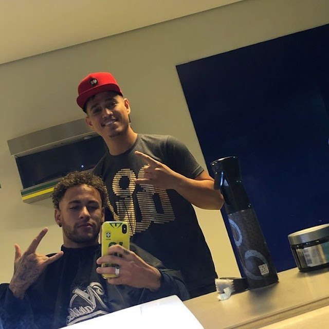 Resultado de imagem para Após cortar o cabelo de Neymar, cabeleireiro se torna o oficial da seleção brasileira