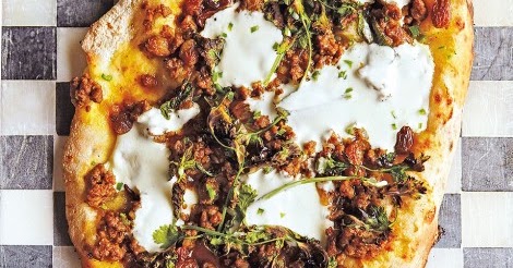 Lebanese lamb flatbread recipe | LEBANESE RECIPES