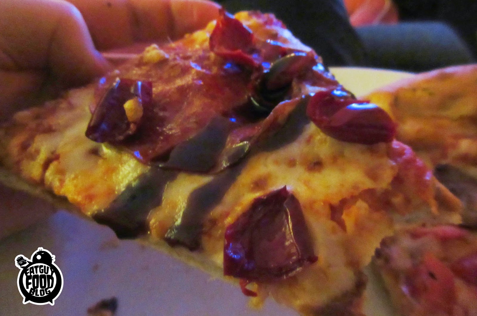 FATGUYFOODBLOG PIZZA HUT WEEK, DAY 4 Cherry Pepper Bombshell