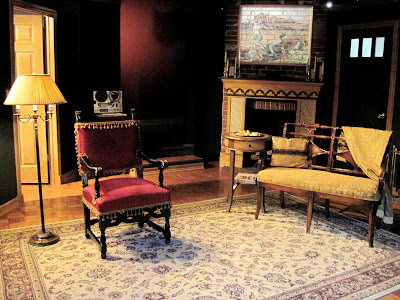 On the set of the Old New York theater performance of Perfect Crime
