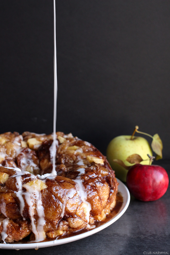 Apple Fritter Monkey Bread | Club Narwhal