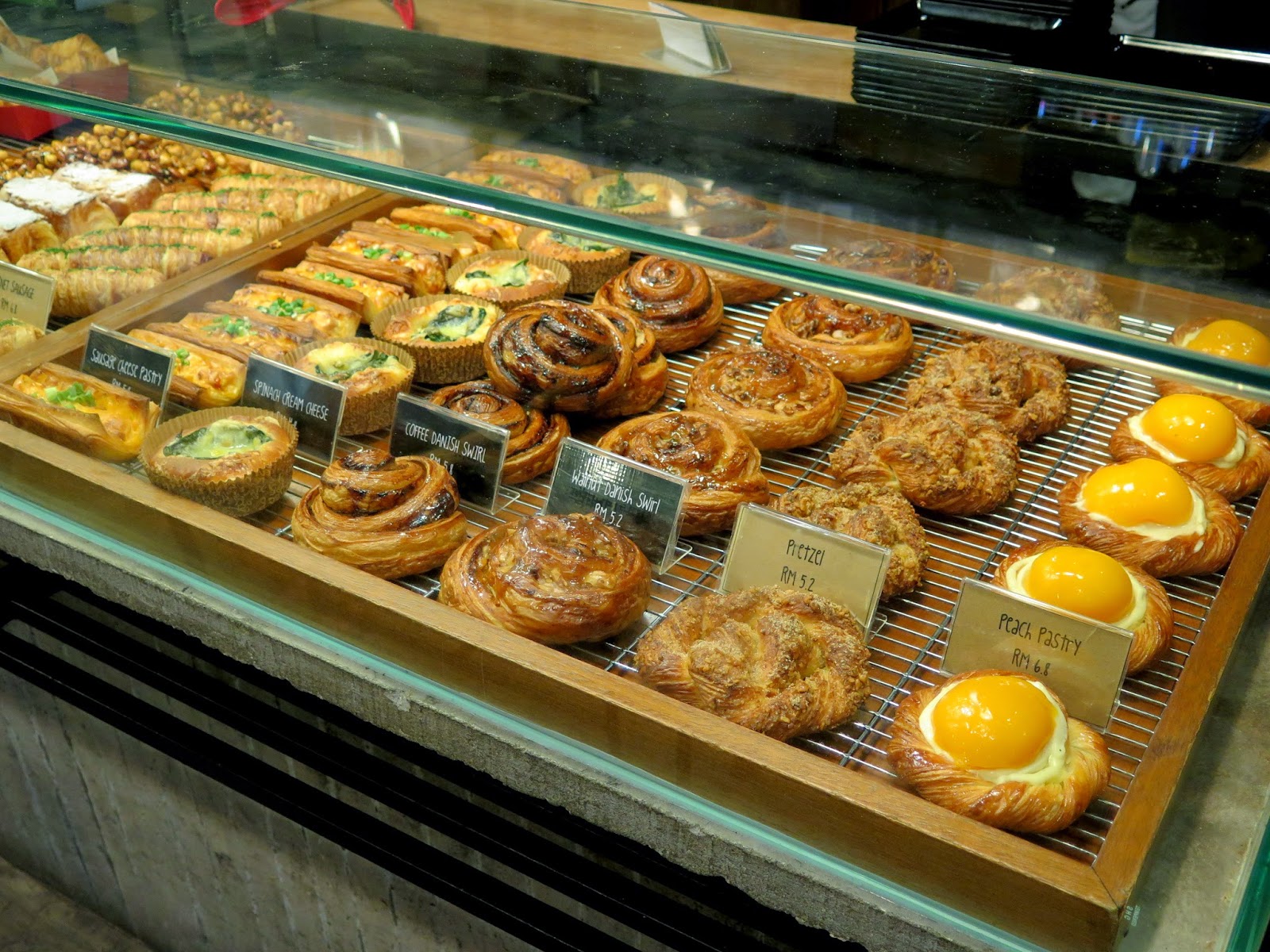 今天吃什麼? fooDrink Touche Pastries and More