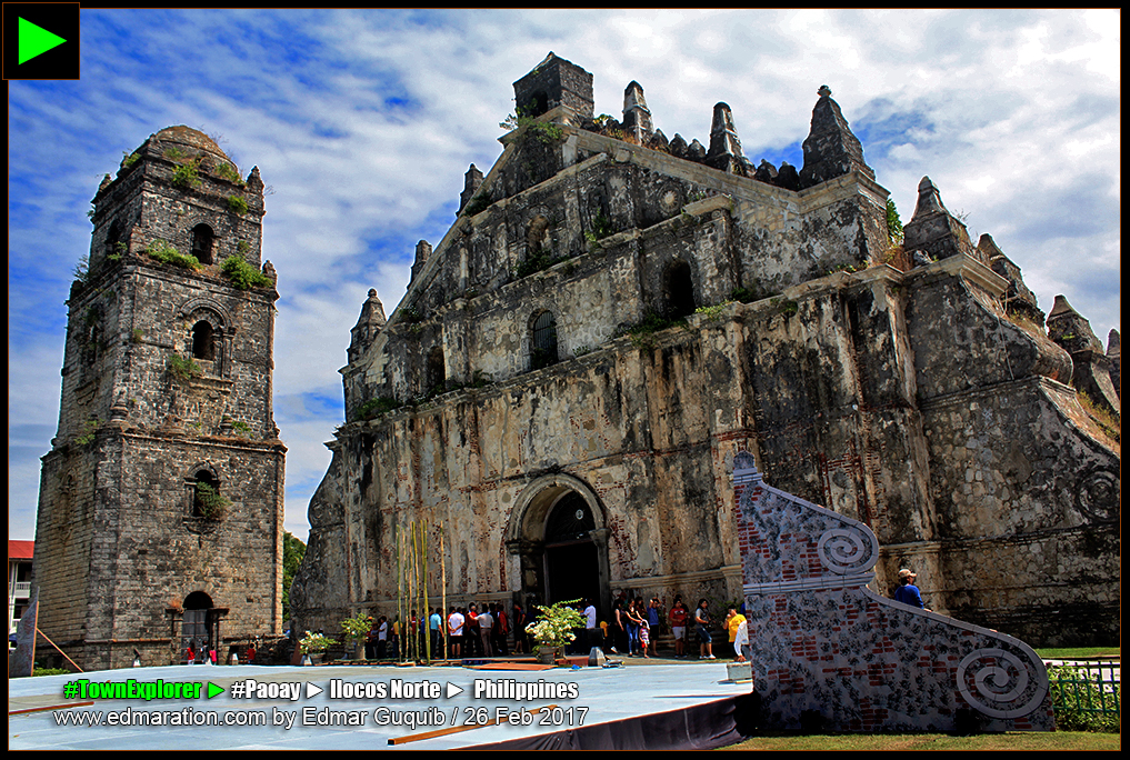 PAOAY, CHURCH