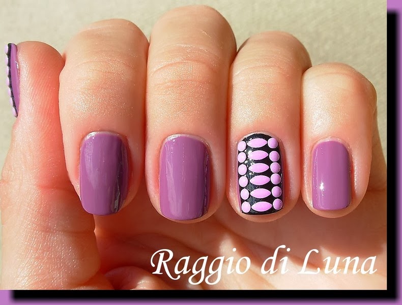 Raggio di Luna Nails: Purple neon studs on purple