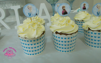 Cupcakes Frozen de Nesquick y buttercream Cupcakes Frozen de Nesquick y buttercream