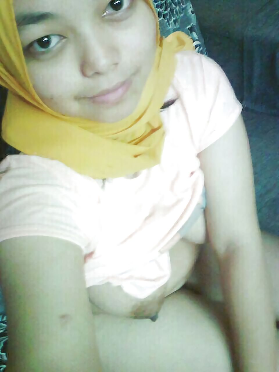 foto bugil cewek berjilbab suka pamer toket gede. Gambar bokep payudara gede cewek indo cantik bertudung, tetek montok,pose seksi selfie foto bugil cewek berjilbab suka pamer toket gede. Gambar bokep payudara gede cewek indo cantik bertudung, tetek montok,pose seksi selfie