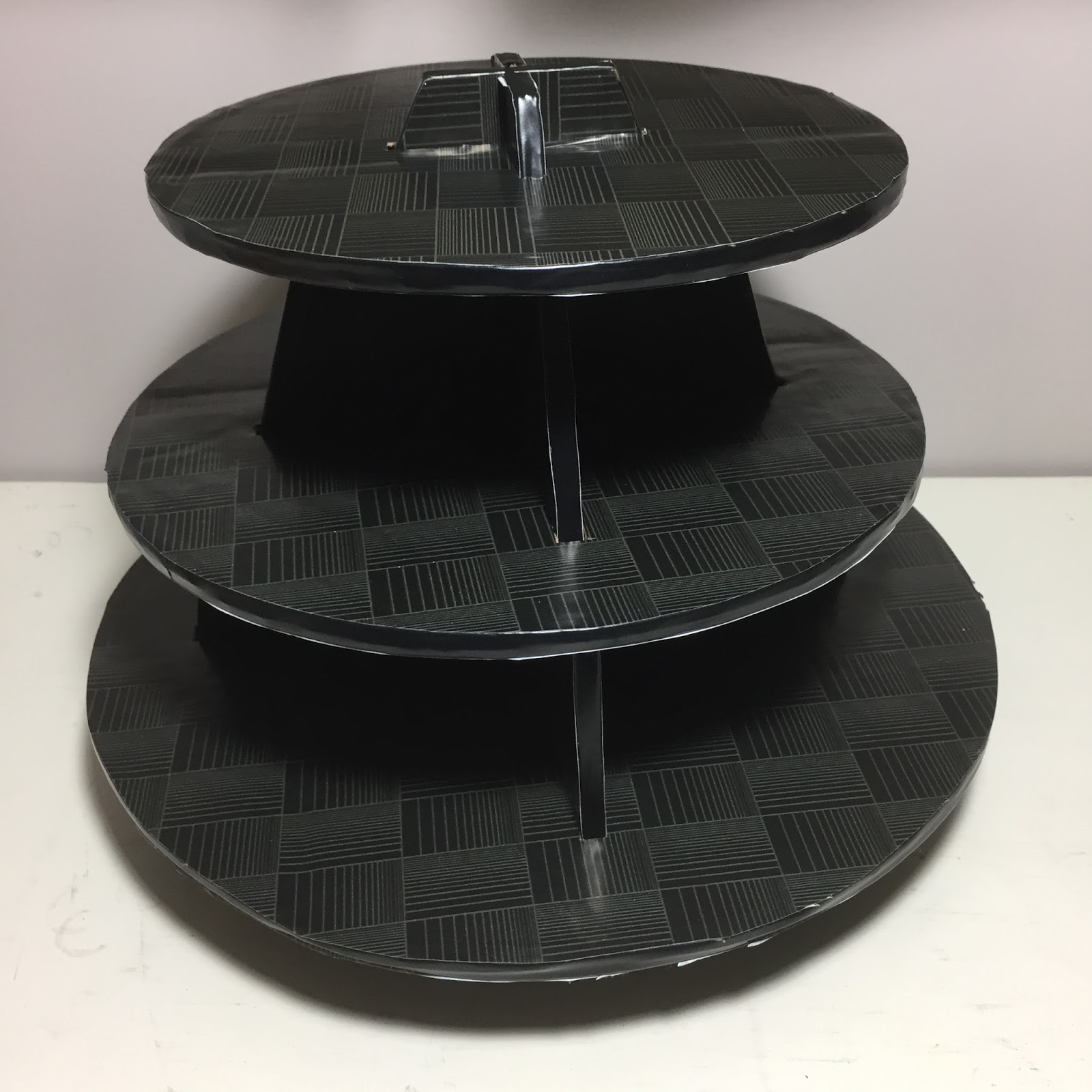 Diy Cardboard Cupcake Stand A Free Printable Template vrogue.co