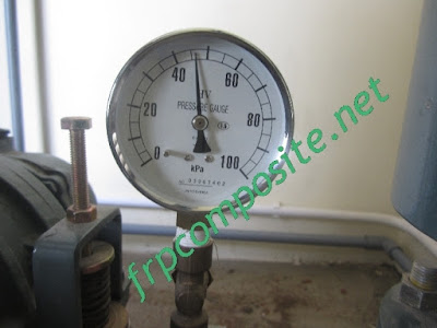 Kiểm tra áp máy thổi khí hệ thống nước thải