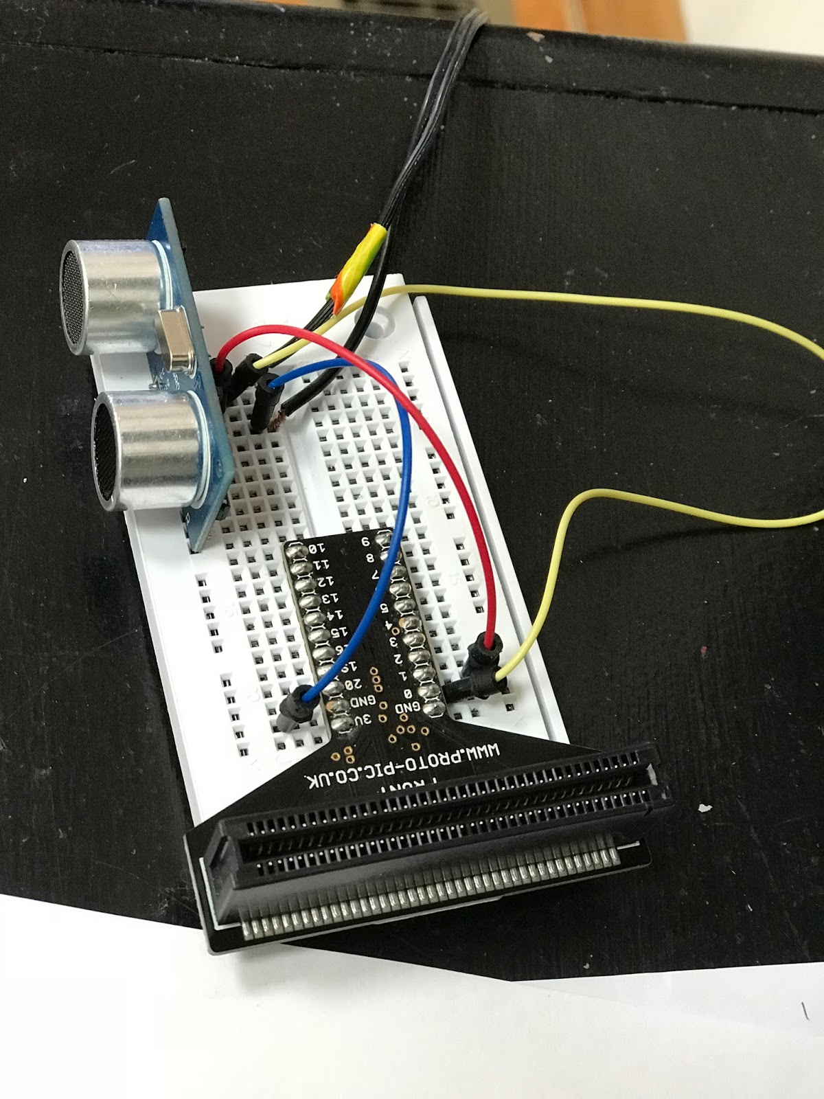 Distance Sensor Microbit