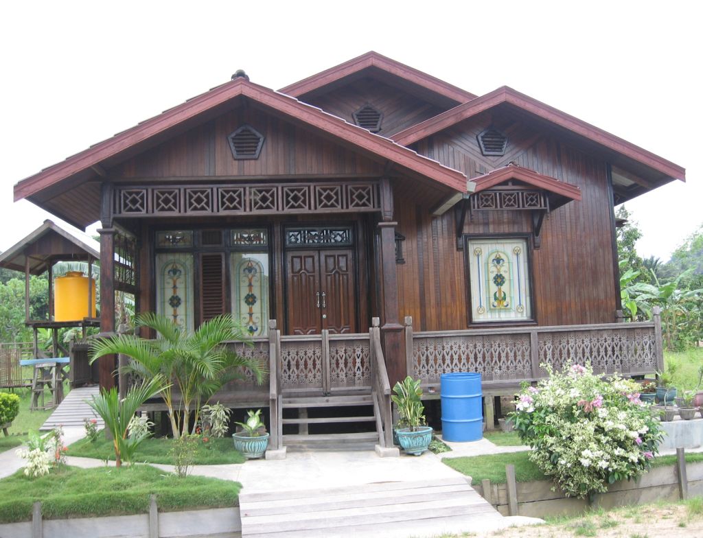 Desain Rumah  Kayu  Modern Yang Antik 