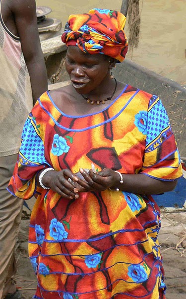 Folk dresses of West Africa|Traditional dresses of West ...