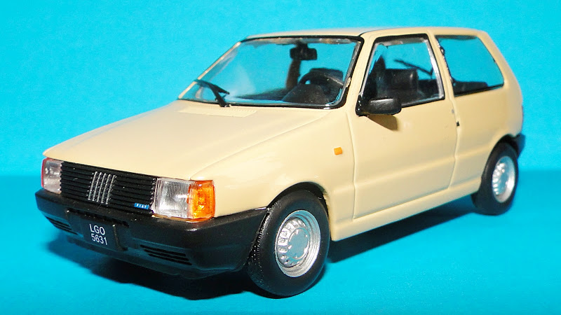 Kultowe Auta PRLu Fiat Uno 45 Modele Władka