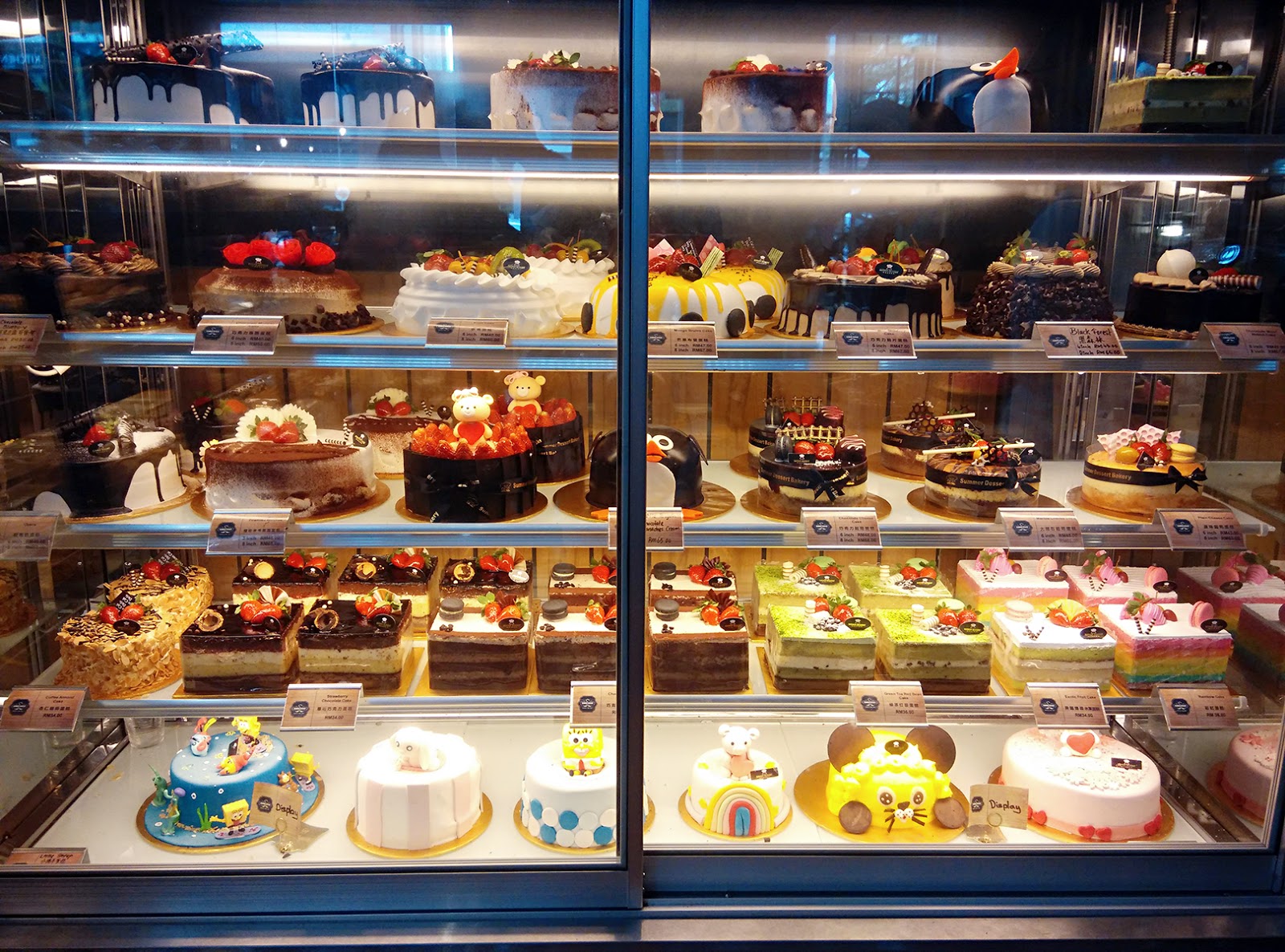 Potato Queen travel and lifestyle Review Summer Dessert Cafe