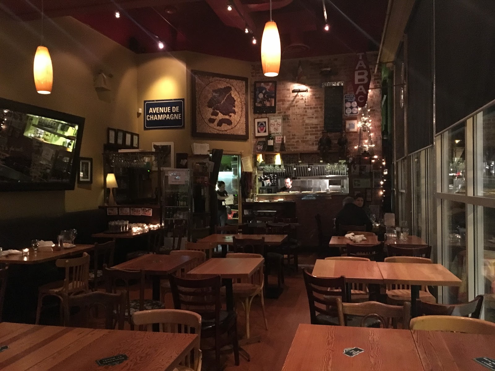 Cafe Salade de Fruits MISSVANCOUVERPIGGY