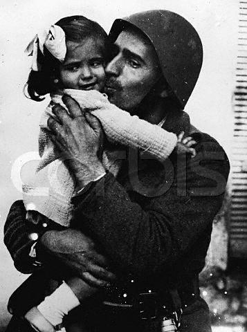 ΦΩΤΟΓΡΑΦΙΚΟ ΑΦΙΕΡΩΜΑ 1940