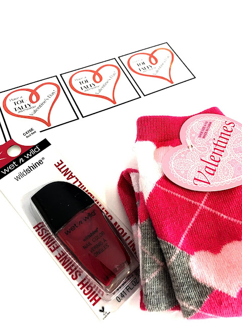 Nail polish valentines @michellepaigeblogs.com