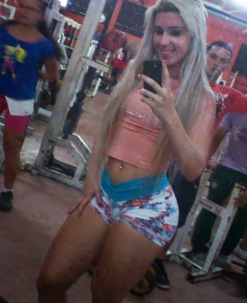 Cabra que gosta de se mostrar para mim no face 3 7