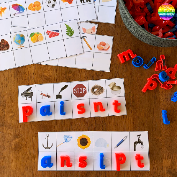 Printable Initial Sounds Match Cards - ready to print these cards are perfect for children learning the beginning letter sounds in words. Great activity for Word Work or literacy center stations | you clever monkey