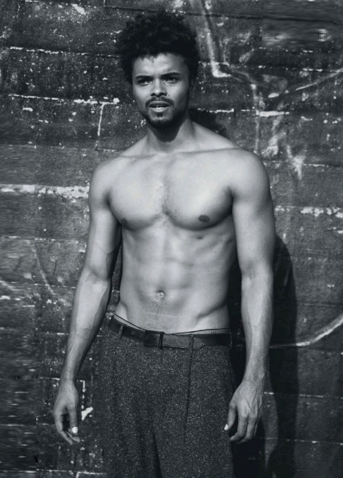 my new plaid pants: Good Morningļ¼ World A happy 29th birthday to the Aussie actor Eka Darvilleļ¼ who you probably recognize as the drug-addicted neighbor and sort-of sidekick Malcolm on Jessica ...