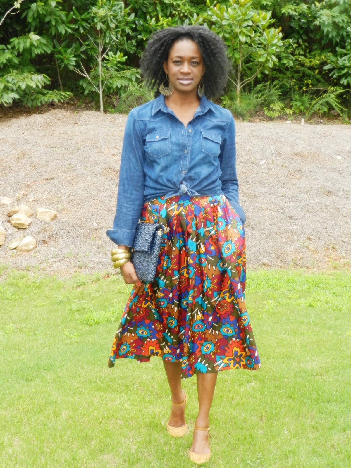 Thrifted Trends: How To Wear a Denim Shirt | Two Stylish Kays