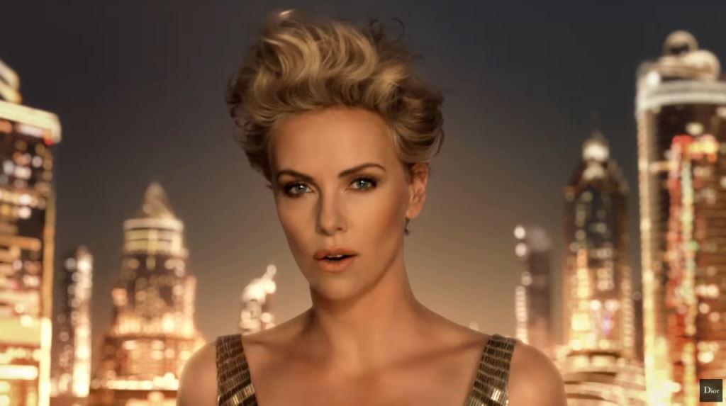 Chi è La Modella Di J'adore Attrice Dior profumo J'Adore - Come si chiama modella pubblicità