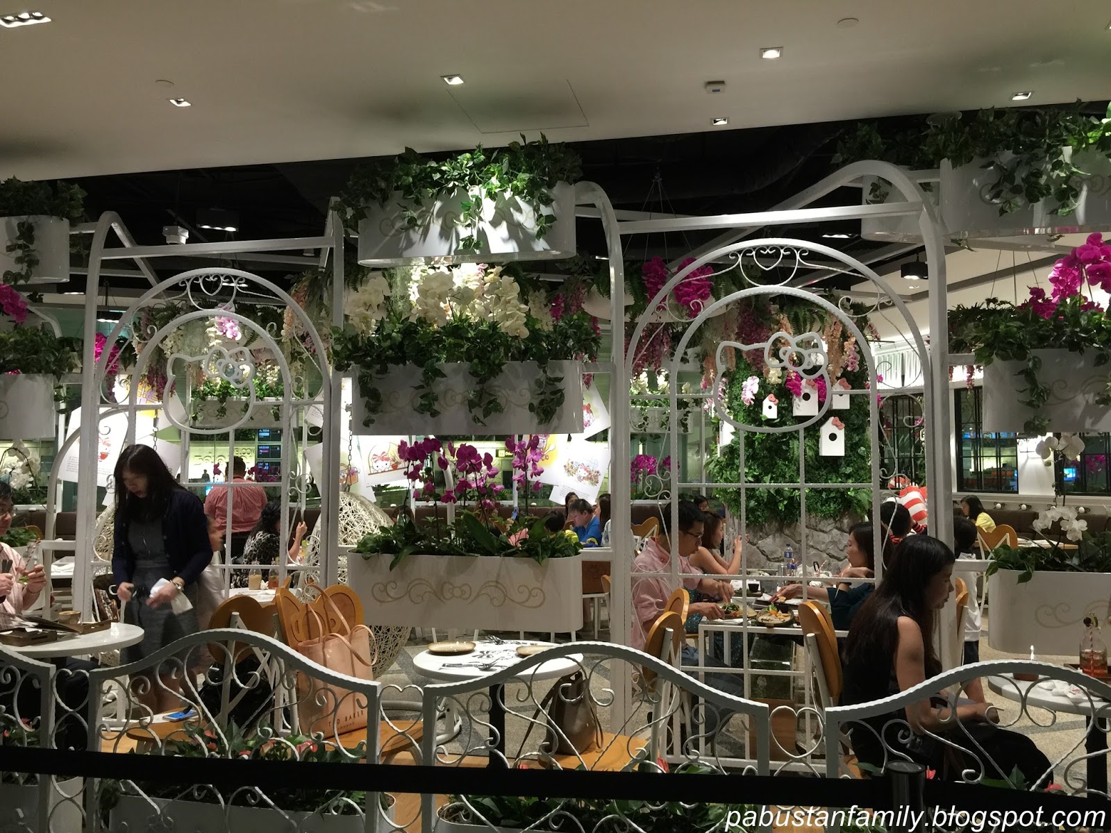 World's first 24-hour Hello Kitty cafe opens at Singapore Changi