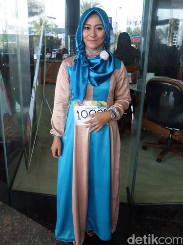 Tren Anting Pom Pom 2016 Dikalangan Hijabers Mau Coba tren anting pom pom 2016 dikalangan hijabers mau coba