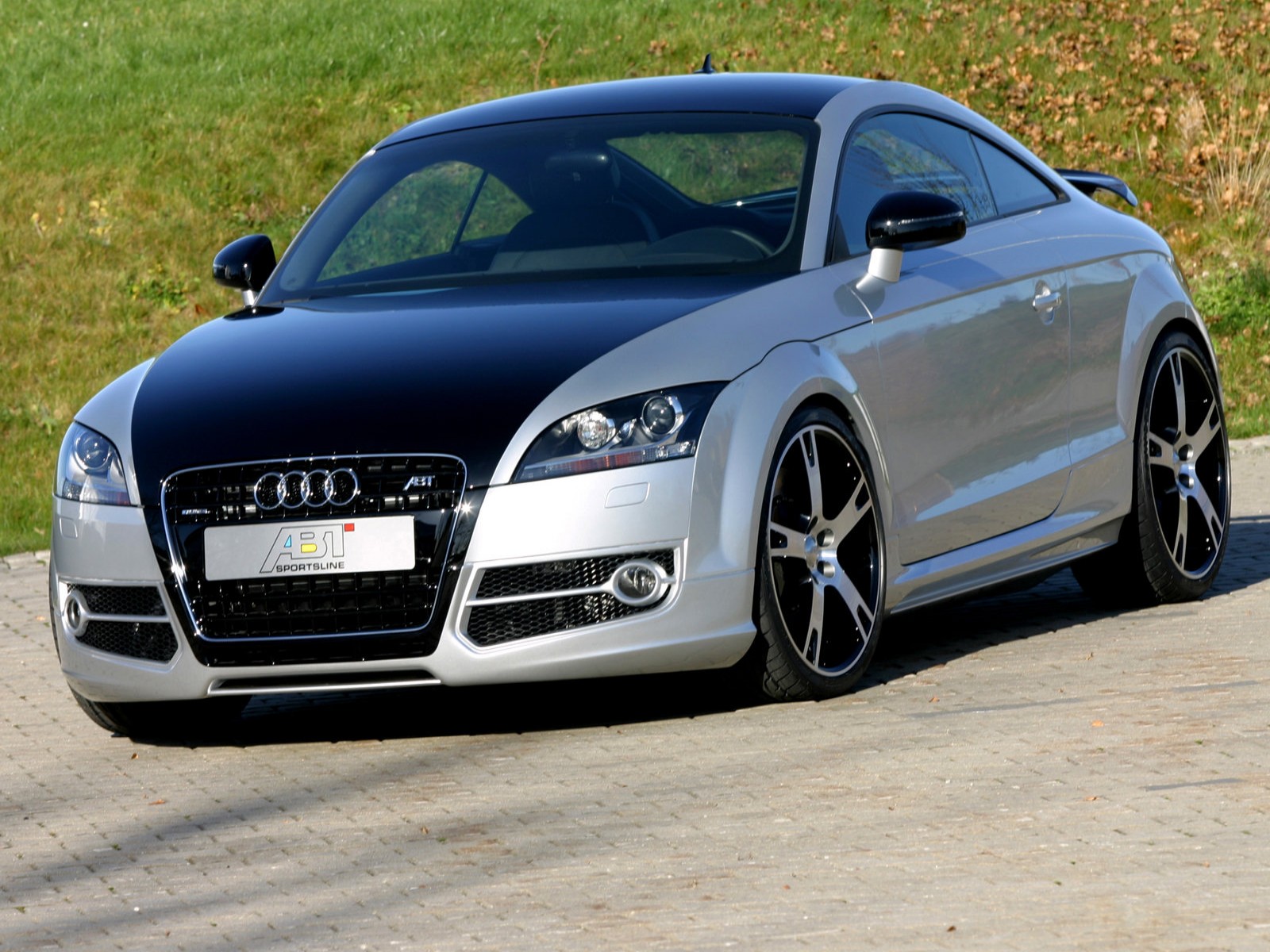 Audi tt r