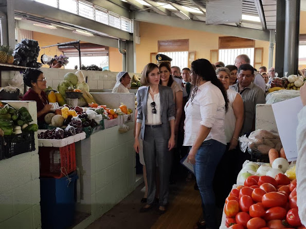 Queen Letizia of Spain visited a market in Suchitoto, 47 km east of San Salvador,