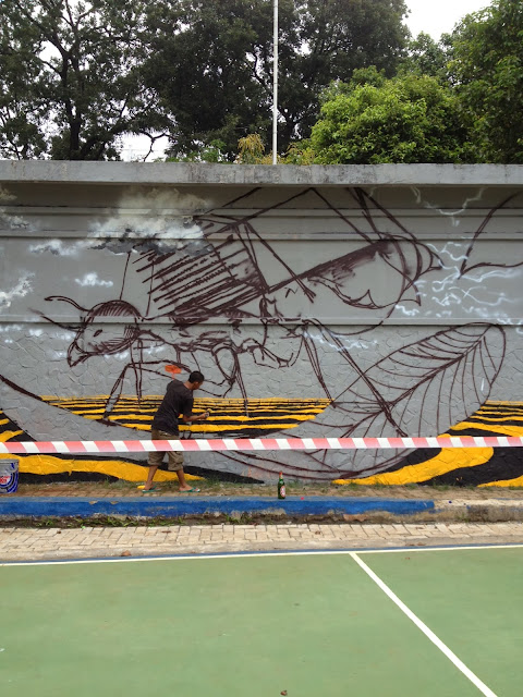 Street Art By Australian Artist Fintan Magee For The Jakarta Biennale 2013 in Indonesia. 2