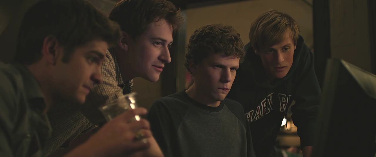 Фильм ага просыпается. The end of the social network. Джесси айзенберг. Социальная сеть 2010 джесси айзенберг. So let's begin фильм.