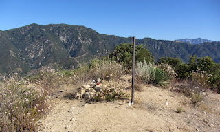 View north toward Monrovia Peak from the summit of Mount Bliss
