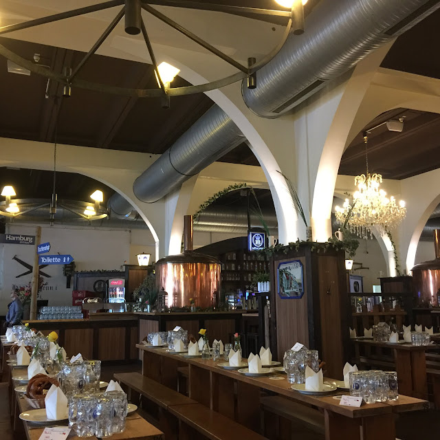 Hofbräu, Berlim. Hofbräu, Berlim.