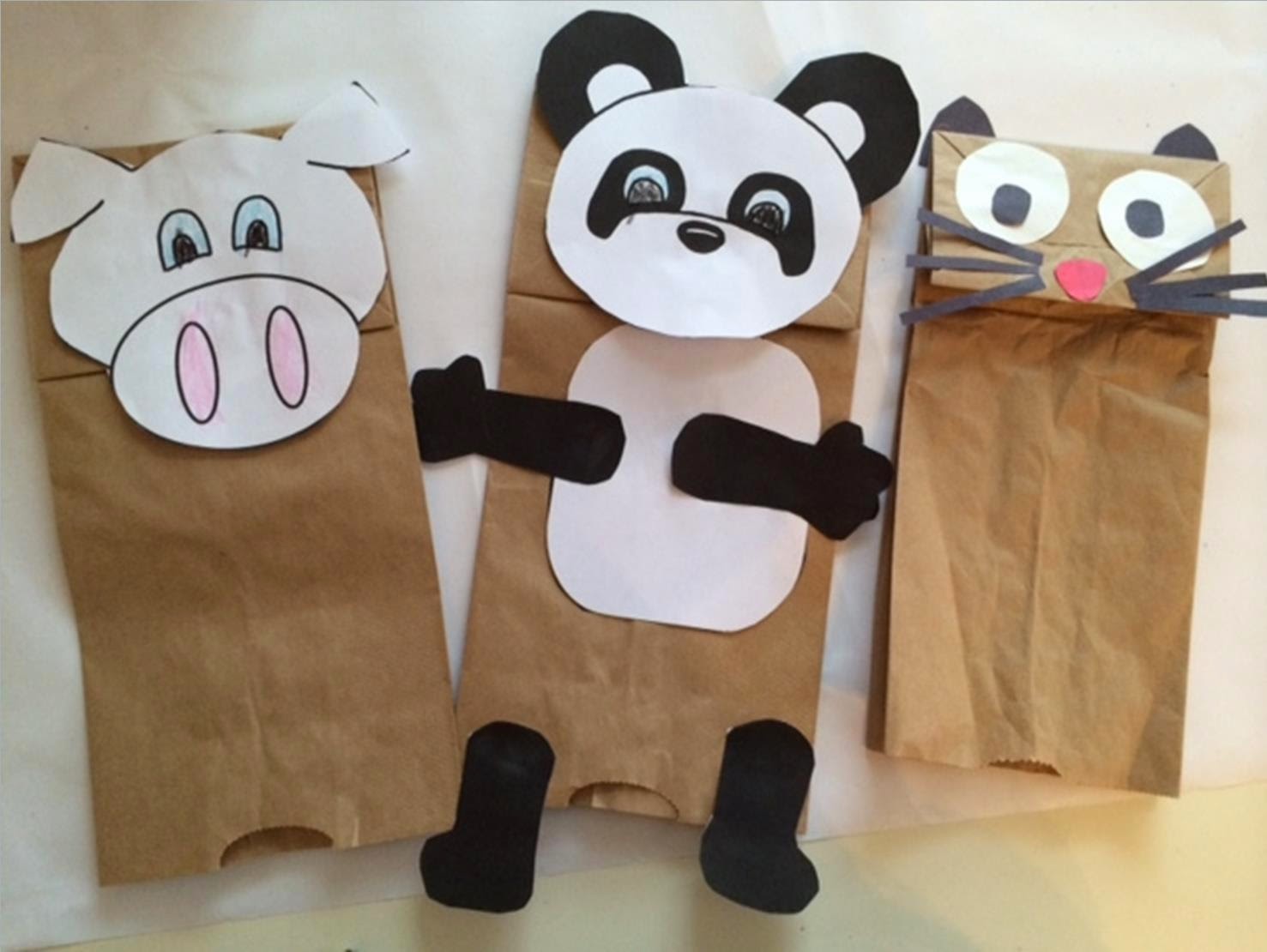 How to Be the Best Nanny : Paper Bag Puppets