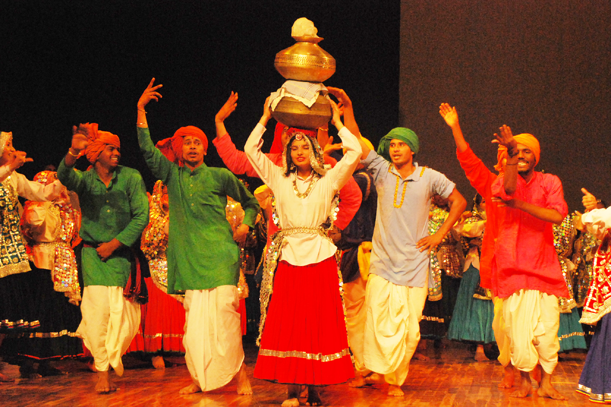 RATNAWALI Rasiya An effort to revive an extinct dance form of haryana.1