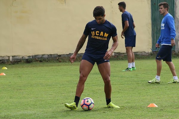 UCAM Murcia, Jona y Sergio Mora entrenan con normalidad