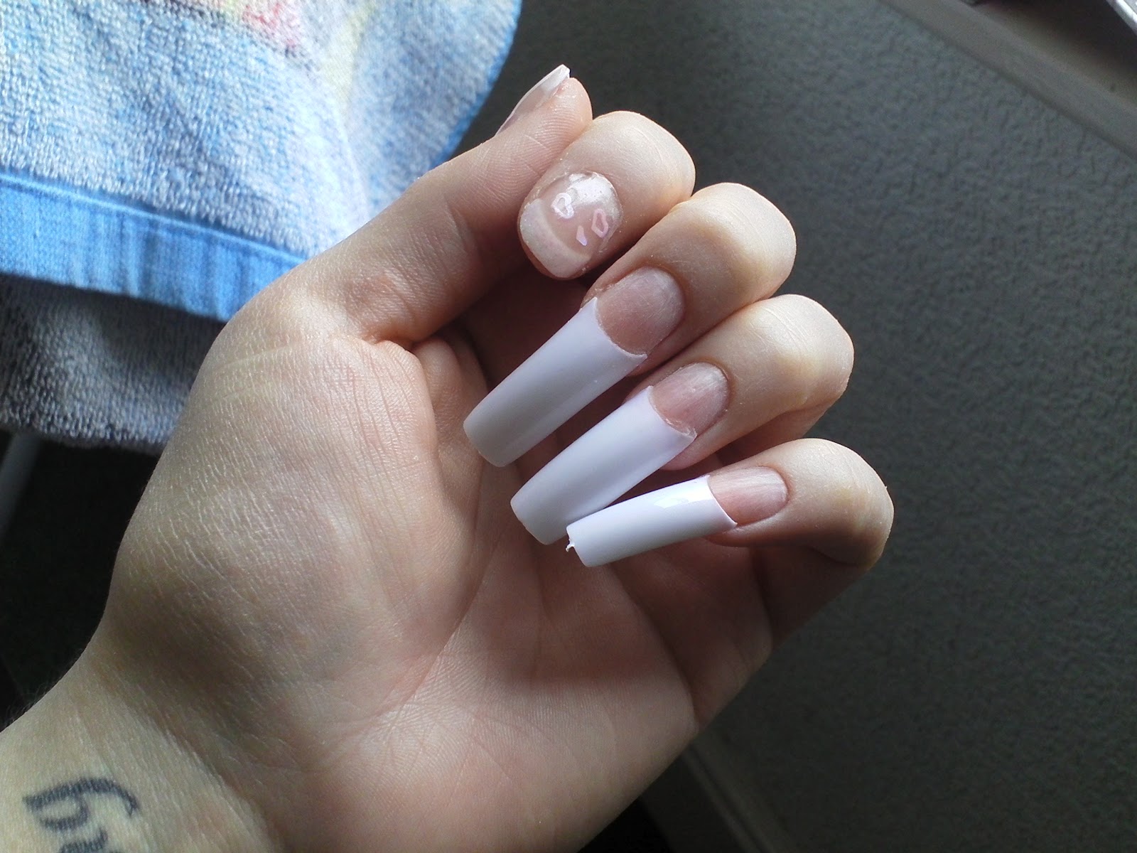 Nails by Jo ^_^ First self acrylic nail application!