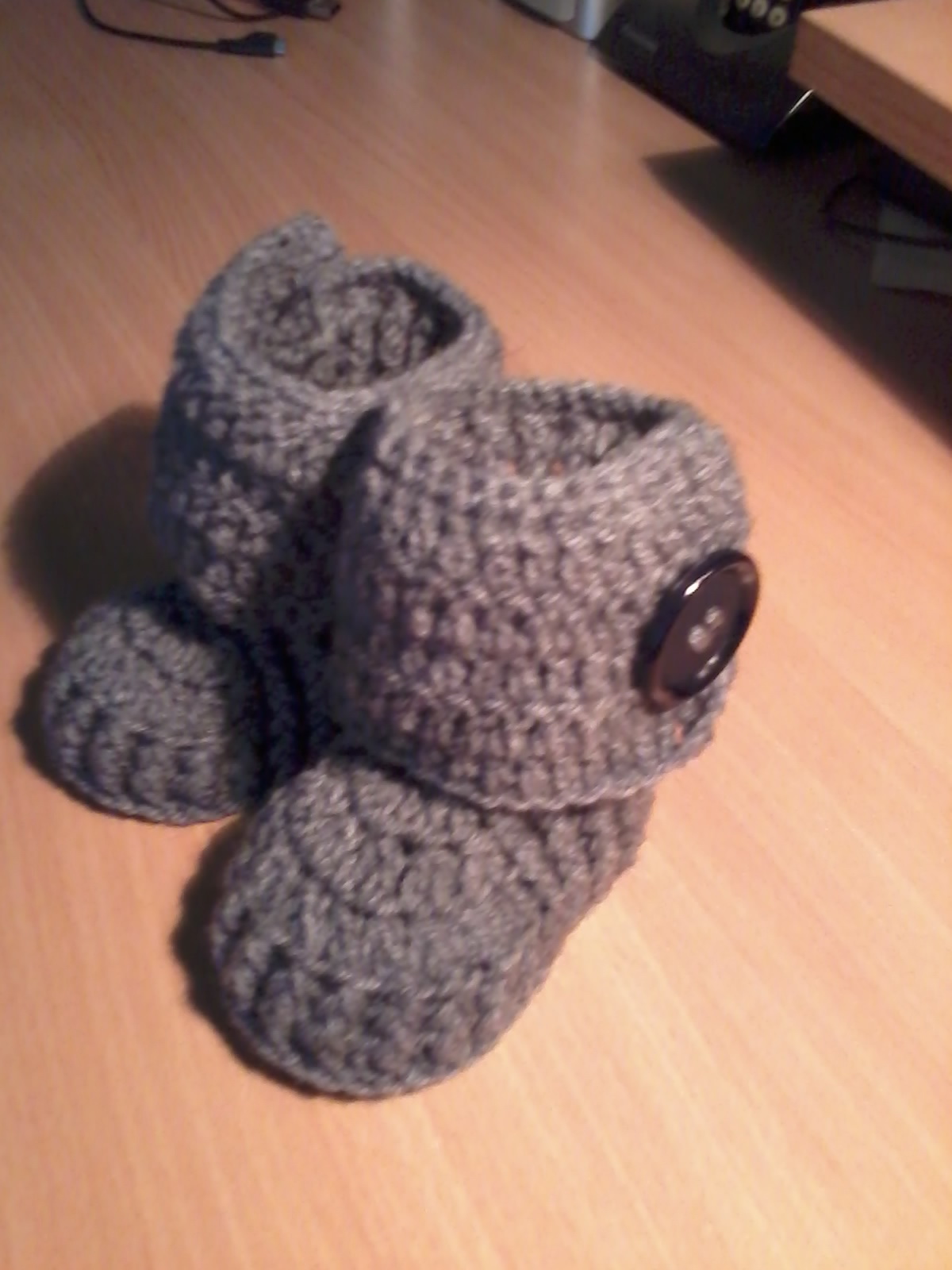 GAGINA RADIONICA HEKLANE PATIKICE ZA BEBE